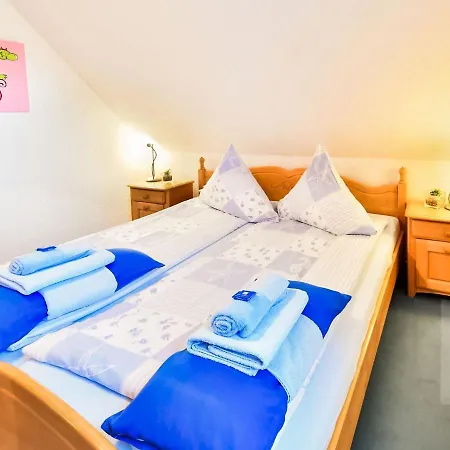 In Mit Garten Сasa de vacaciones *